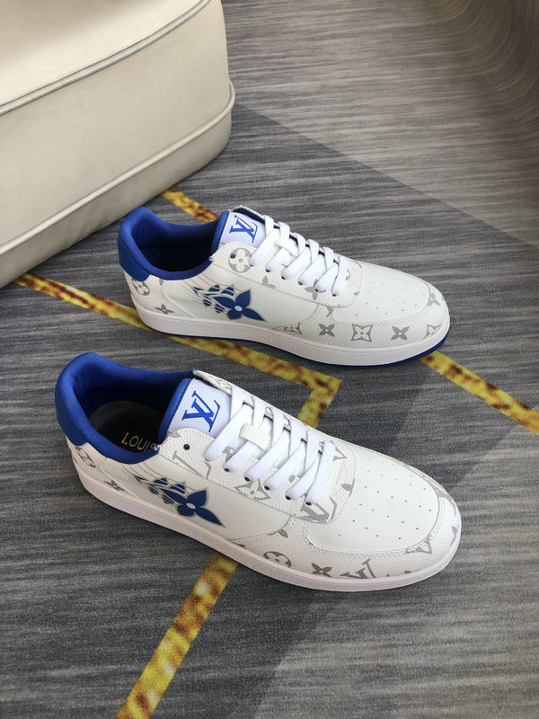 men LV shoes-280